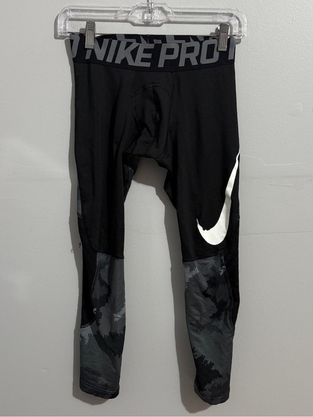 Nike Pro Boys Large Compression Tights Black Gray Camo Swoosh Football Leggings
